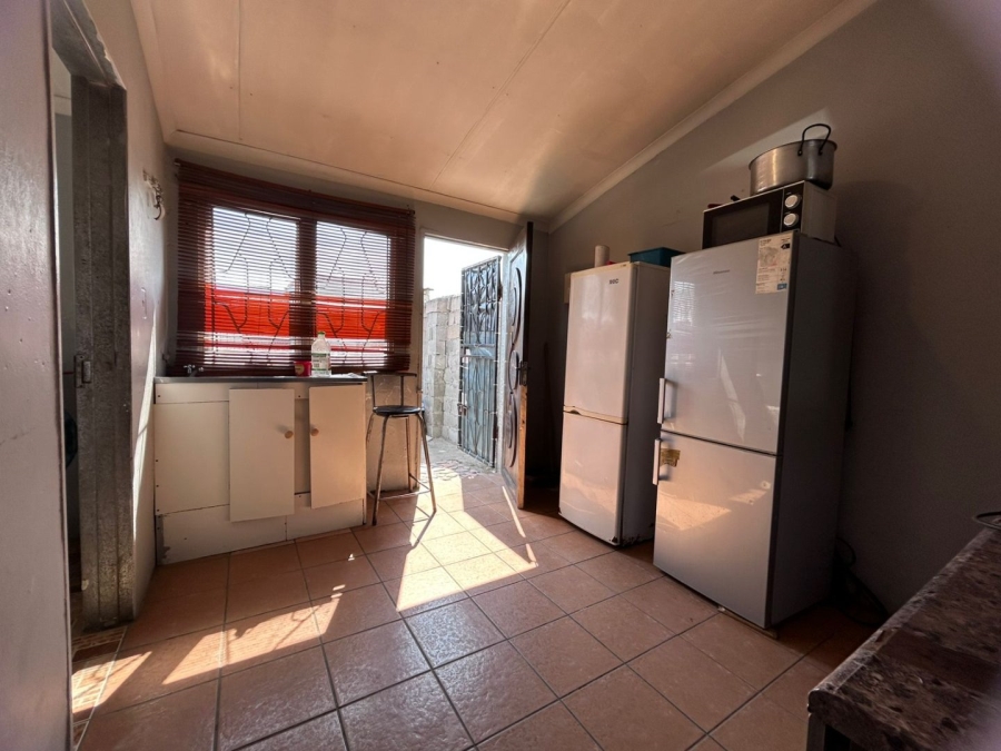 2 Bedroom Property for Sale in Delft Western Cape